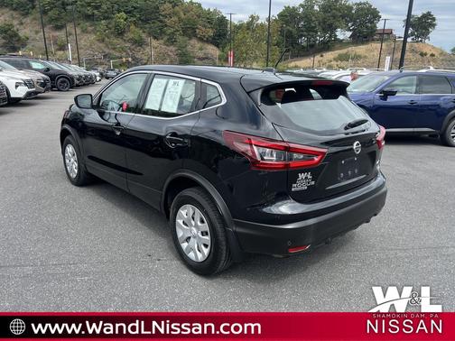 2020 Nissan Rogue Sport S