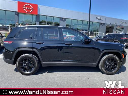 2025 Jeep Grand Cherokee Altitude
