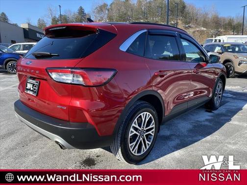 2021 Ford Escape SEL