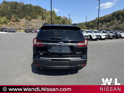 2022 Subaru Ascent Limited 8-Passenger
