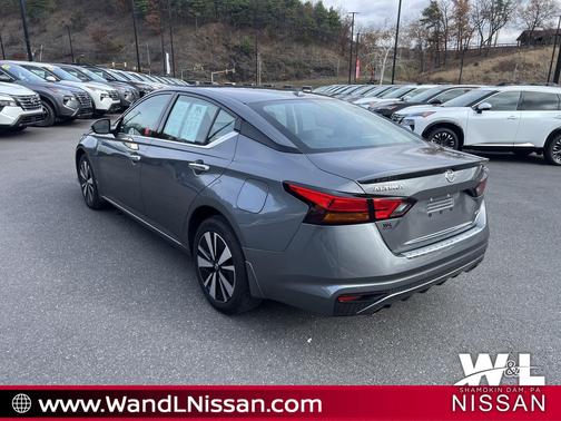 2022 Nissan Altima 2.5 SL