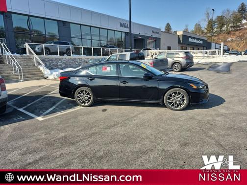 2024 Nissan Altima SR VC-Turbo FWD