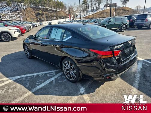 2024 Nissan Altima SR VC-Turbo FWD