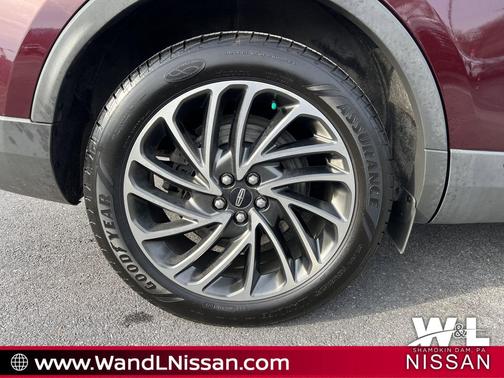 2019 Lincoln Nautilus Reserve