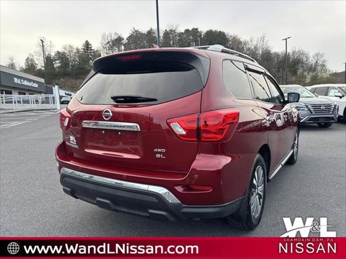2020 Nissan Pathfinder SL 4WD
