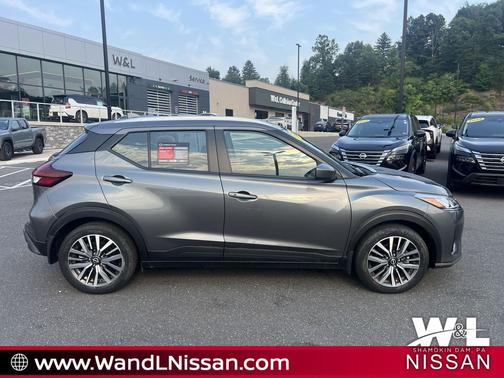 2023 Nissan Kicks SV