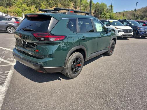Obsidian Green 2026 Nissan Rogue Rock Creek