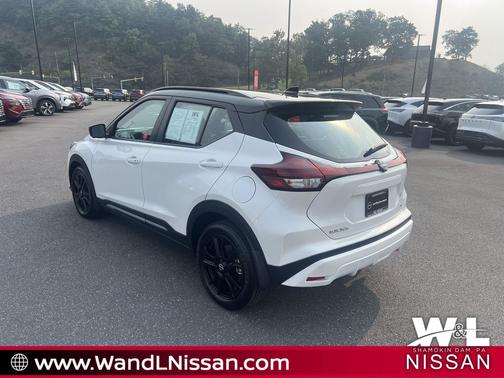 2024 Nissan Kicks SR