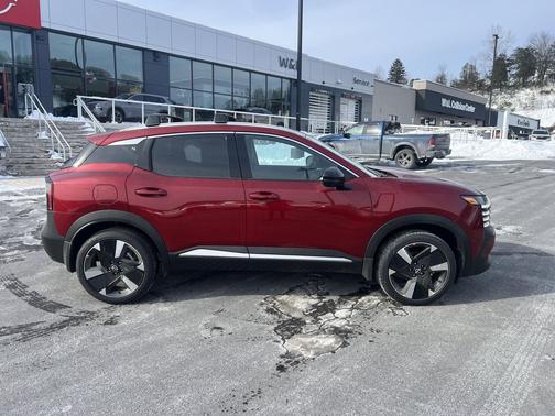 Scarlet Ember Tintcoat 2026 Nissan Kicks SR