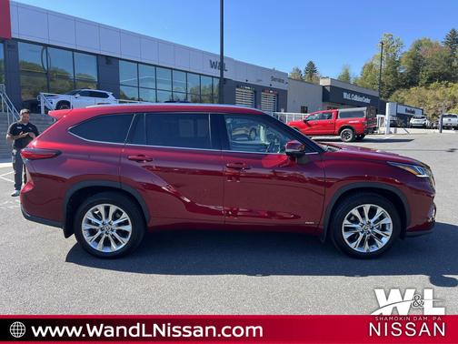 2023 Toyota Highlander Hybrid Limited