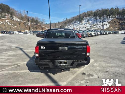 2022 Toyota Tacoma SR5