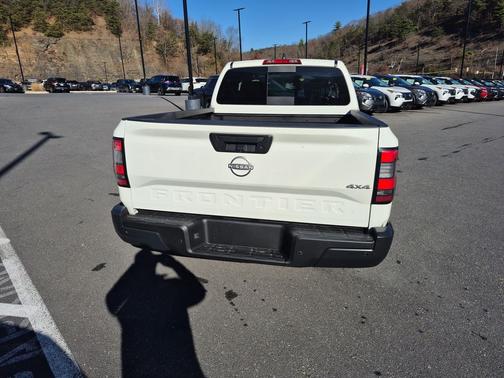 2026 Nissan Frontier S