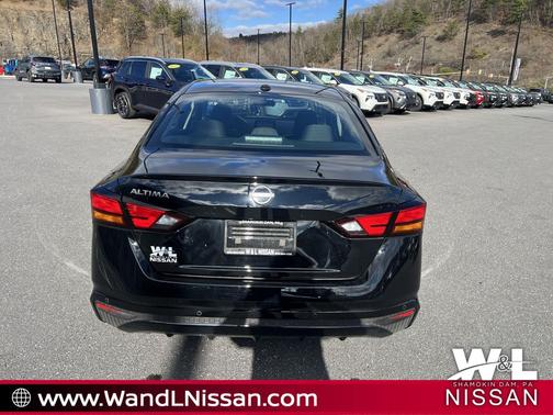 2025 Nissan Altima S FWD