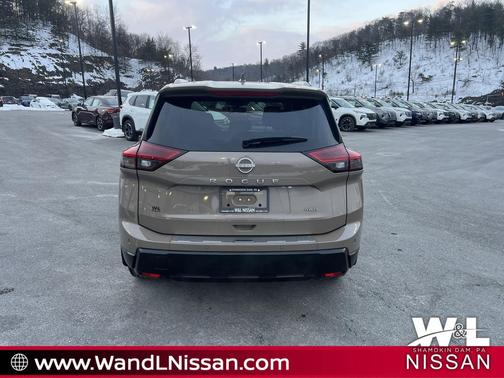 2025 Nissan Rogue SV