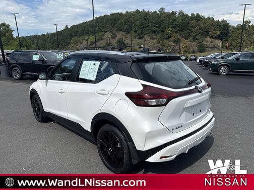 2024 Nissan Kicks SV