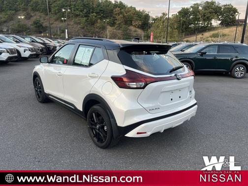 2024 Nissan Kicks SR