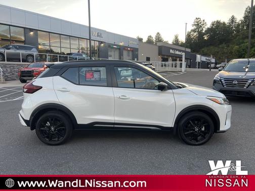 2024 Nissan Kicks SR