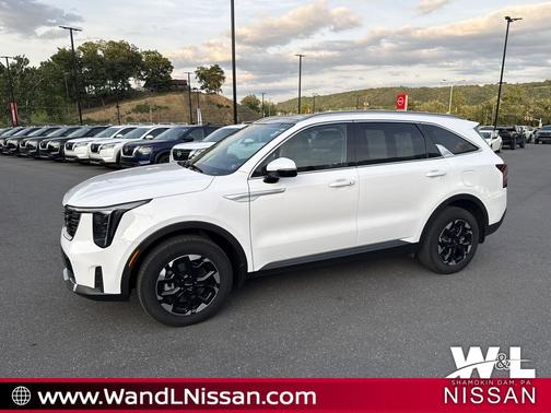 2024 Kia Sorento S