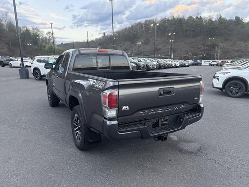 2020 Toyota Tacoma TRD Sport