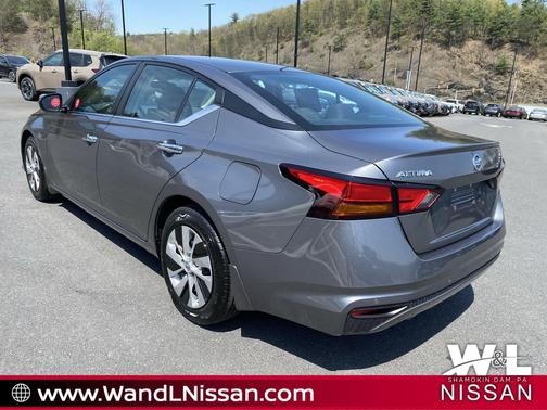2022 Nissan Altima S FWD
