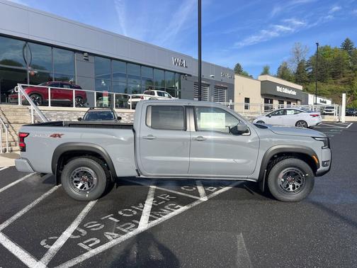 Boulder Gray Pearl 2026 Nissan Frontier PRO-4X