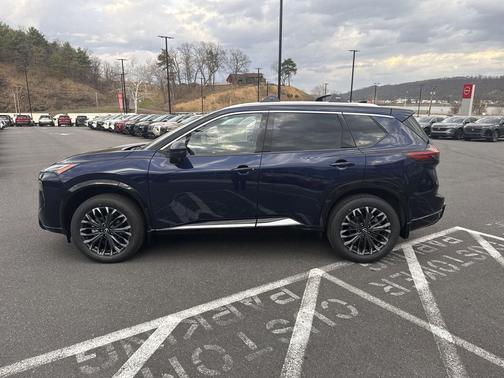 Deep Ocean Blue Pearl 2026 Nissan Rogue Platinum
