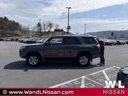 2016 Toyota 4Runner SR5