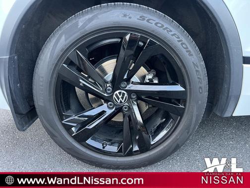 2023 Volkswagen Tiguan 2.0T SE R-Line Black 4MOTION