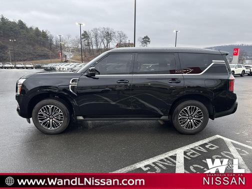 2025 Nissan Armada SL 4WD