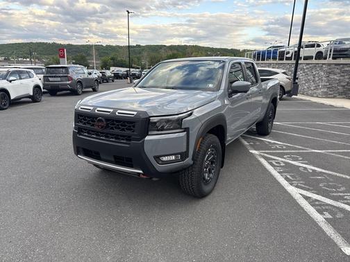 Boulder Gray Pearl 2026 Nissan Frontier PRO-4X