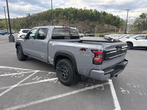 Boulder Gray Pearl 2026 Nissan Frontier PRO-4X