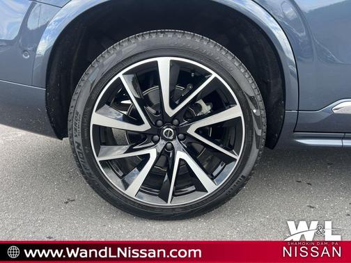 Denim Blue Metallic 2023 Volvo XC90 B5 Plus