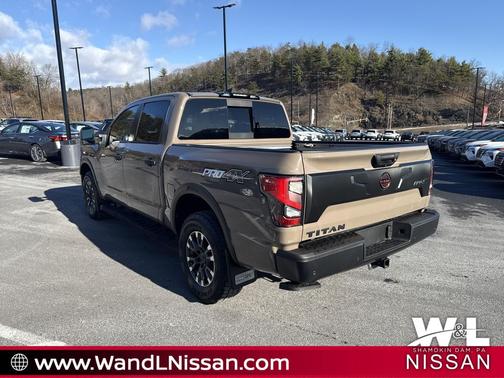 2024 Nissan Titan PRO-4X