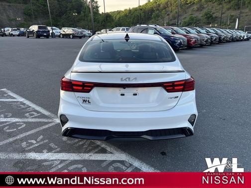 Snow White Pearl 2023 Kia Forte GT-Line
