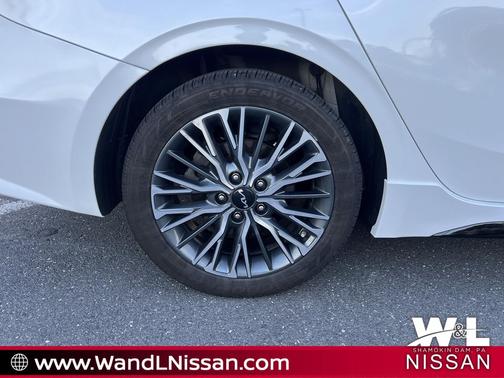 Snow White Pearl 2023 Kia Forte GT-Line