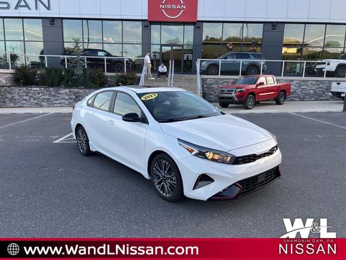 Snow White Pearl 2023 Kia Forte GT-Line