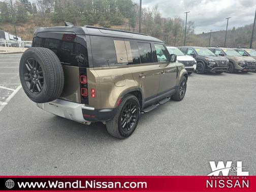 2024 Land Rover Defender 110 P300