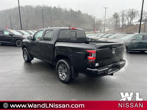 2025 Nissan Frontier SV