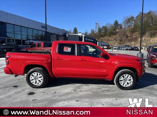 2023 Nissan Frontier SV
