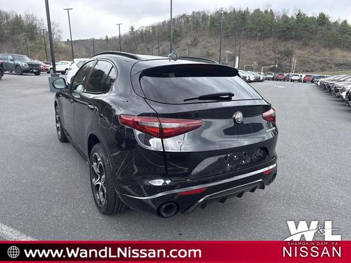 2022 Alfa Romeo Stelvio Ti