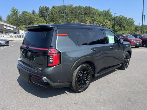 2025 Nissan Armada PRO-4X 4WD