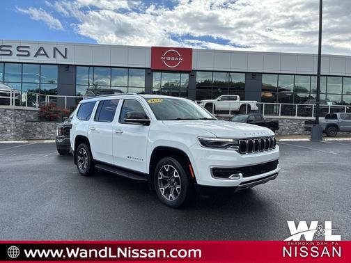Bright White Clearcoat 2023 Jeep Wagoneer Series III 4x4