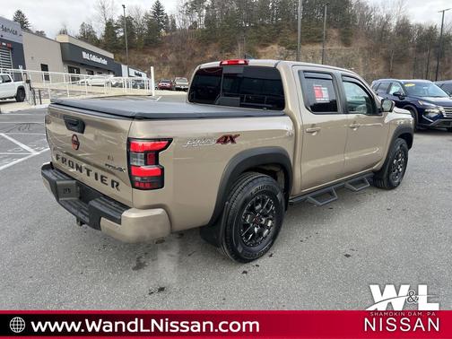2023 Nissan Frontier PRO-4X