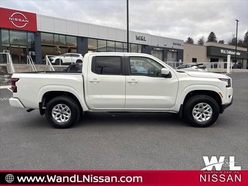 2024 Nissan Frontier SV