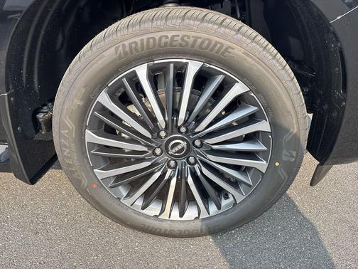 2025 Nissan Armada Platinum Reserve 4WD