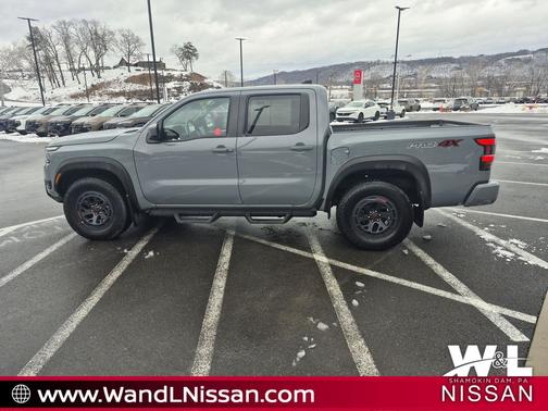 2025 Nissan Frontier PRO-4X