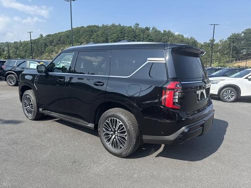 2025 Nissan Armada SL 4WD