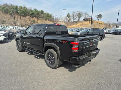 Super Black 2026 Nissan Frontier PRO-4X
