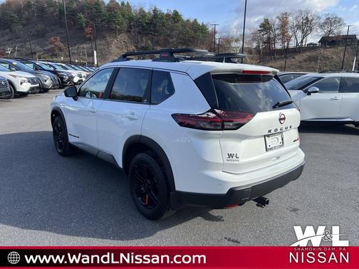 2026 Nissan Rogue Rock Creek