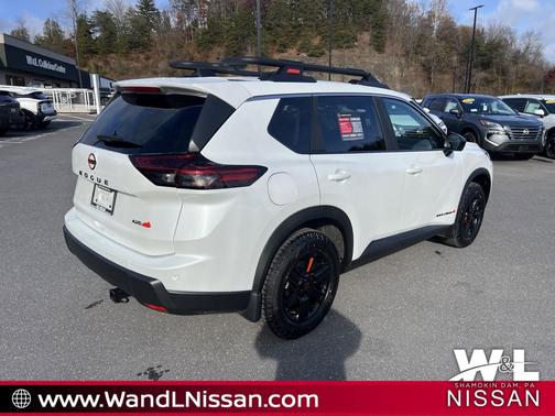 2026 Nissan Rogue Rock Creek